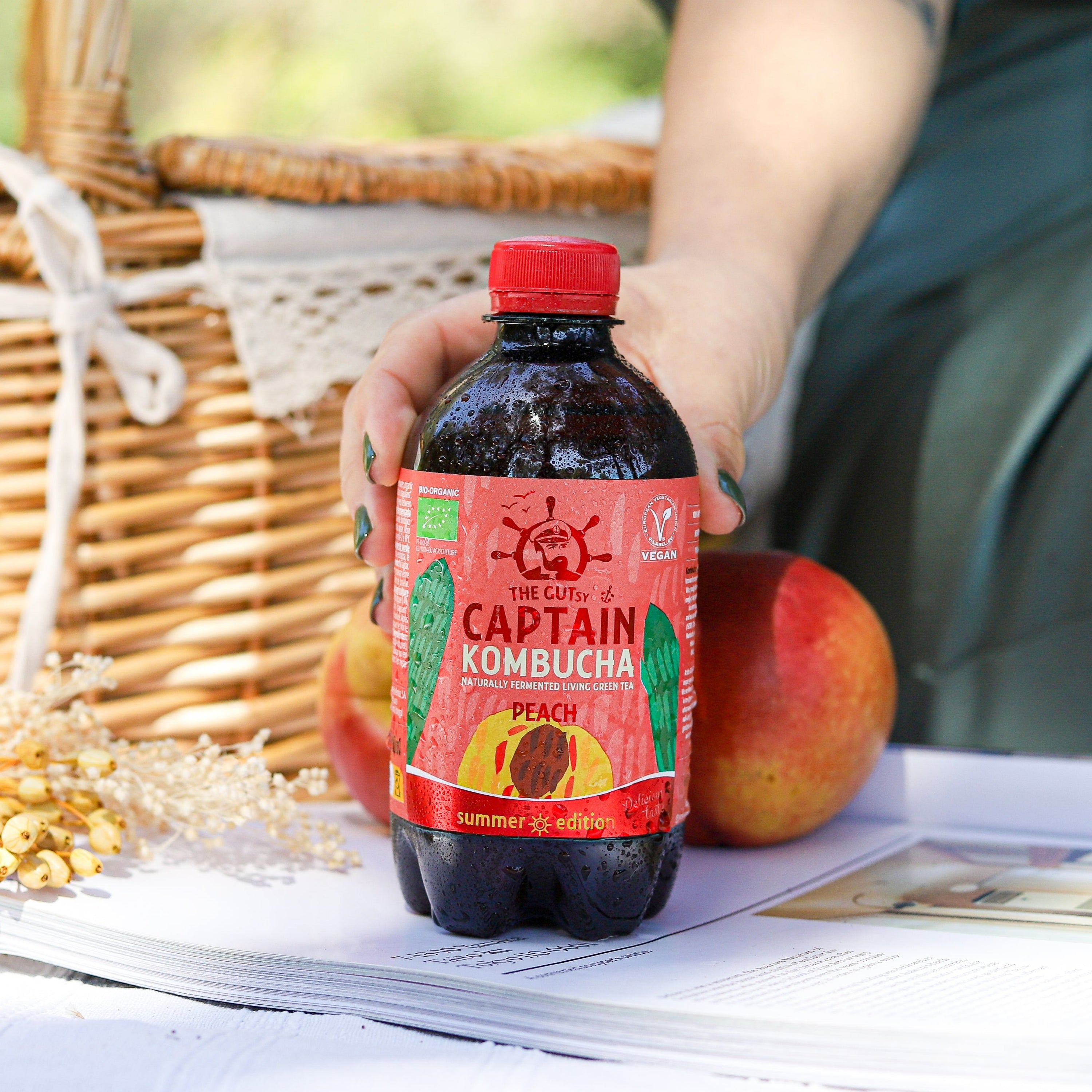 GUTsy Captain Kombucha - Sommer Pfirsich 12 x 400ml